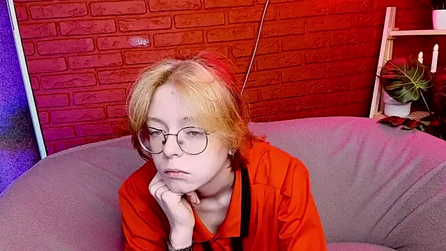 FoxxyyPolly online show from 05/21/26, 05:27