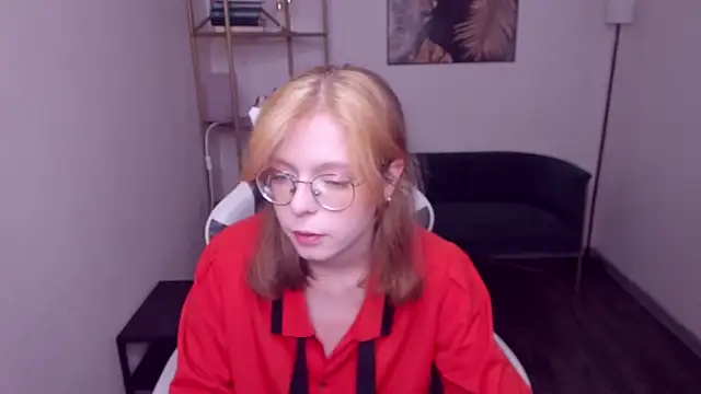 FoxxyyPolly online show from 05/16/26, 06:34