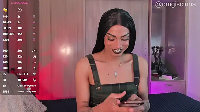 Snapshot of vampy__c1nna chatting on 05/24/26, 05:02 vampy c1nna online show from 05/24/26, 05:02