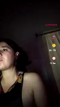 Snapshot of Annie_loveer chatting on 06/29/26, 06:31 Annie loveer online show from 06/29/26, 06:31