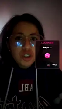 Snapshot of Annie_loveer chatting on 07/07/26, 05:32 Annie loveer online show from 07/07/26, 05:32