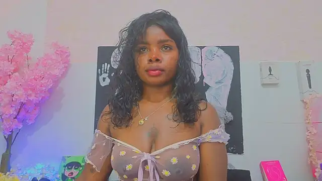 Snapshot of kilyetvera chatting on 05/15/26, 04:54 kilyetvera online show from 05/15/26, 04:54