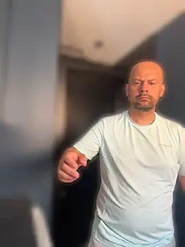 NakedAndrewHot online show from 05/30/26, 12:11