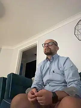 NakedAndrewHot online show from 07/04/26, 08:46