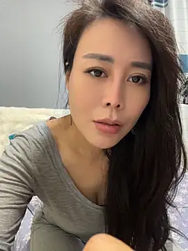 wyf5888 online show from 06/01/26, 01:33