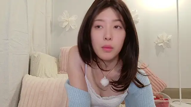 sakura-ch- online show from 07/03/26, 05:19