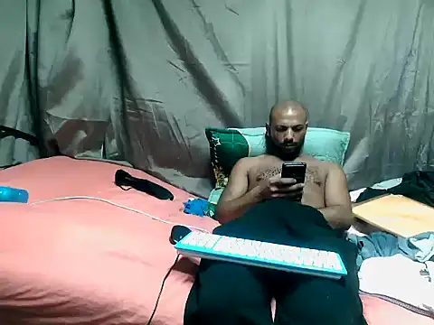 Camodick online show from 04/15/26, 02:10