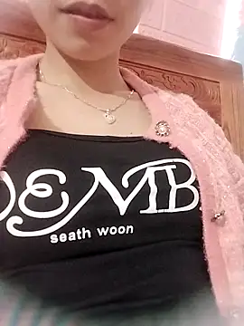 Snapshot of Miru_SEXYY chatting on 05/10/26, 05:22 Miru SEXYY online show from 05/10/26, 05:22
