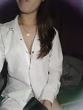 Snapshot of Miru_SEXYY chatting on 06/11/26, 08:06 Miru SEXYY online show from 06/11/26, 08:06