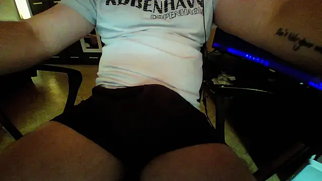 berlover1 online show from 06/01/26, 05:29