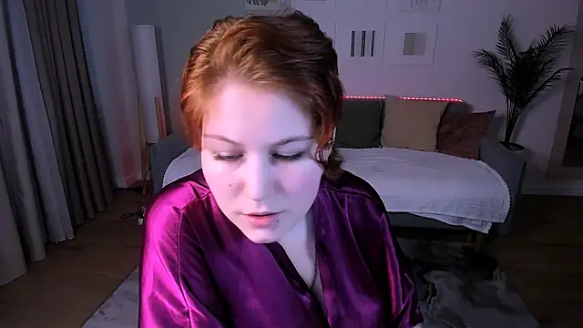 MiaLacrice online show from 07/05/26, 04:19