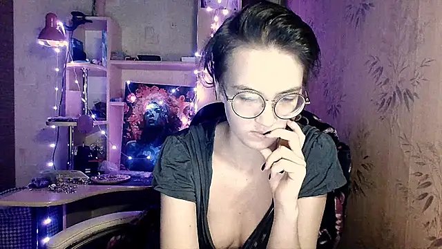 Alessa Kiss online show from 05/14/26, 06:05