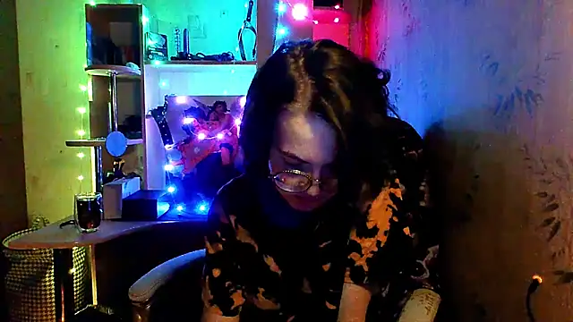 Alessa Kiss online show from 05/20/26, 05:32