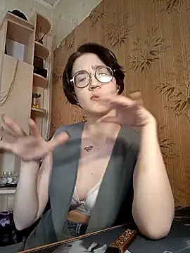 Alessa Kiss online show from 05/07/26, 02:53