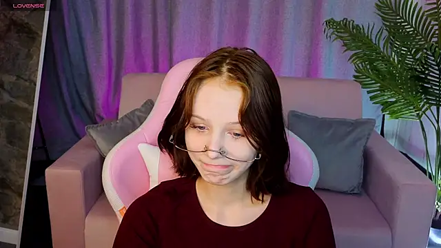 AliceJohansone online show from 05/20/26, 01:35