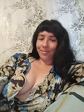 Snapshot of -KARINA-LOVE- chatting on 05/19/26, 03:41 -KARINA-LOVE- online show from 05/19/26, 03:41