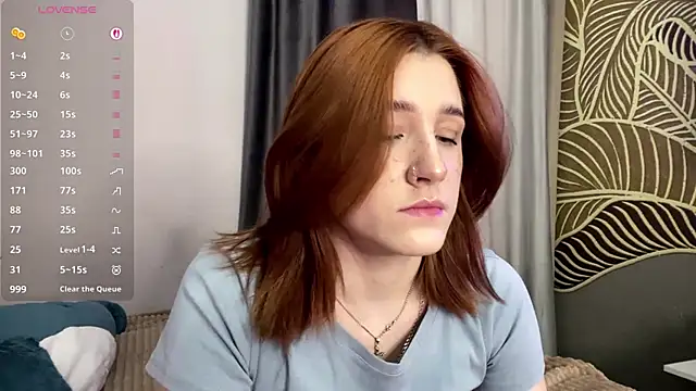 Snapshot of EwaDerobertis chatting on 06/19/26, 02:34 EwaDerobertis online show from 06/19/26, 02:34