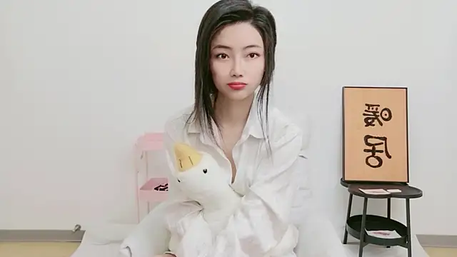 woxiangjinjin030 online show from 05/11/26, 06:37