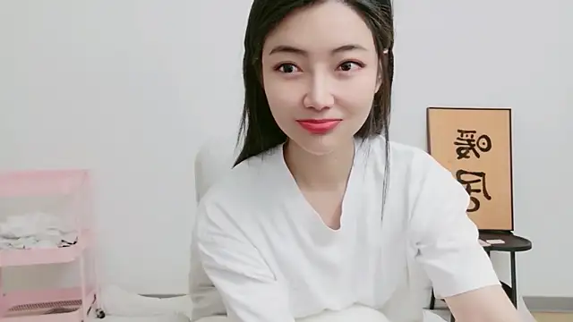 woxiangjinjin030 online show from 05/14/26, 06:54