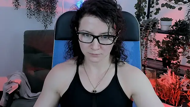Snapshot of AureliaGleam chatting on 05/14/26, 07:27 AureliaGleam online show from 05/14/26, 07:27
