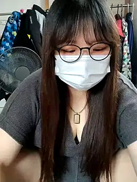 Snapshot of ao_chan_o0 chatting on 07/13/26, 11:59 ao chan o0 online show from 07/13/26, 11:59