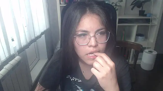 Snapshot of Anda_here chatting on 06/18/26, 04:33 Anda here online show from 06/18/26, 04:33
