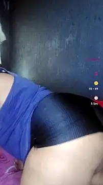 ChubbyMidgetxxx19 online show from 06/27/26, 12:33