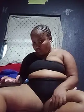 ChubbyMidgetxxx19 online show from 05/23/26, 03:22