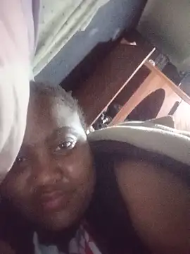 ChubbyMidgetxxx19 online show from 06/19/26, 03:34