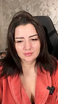 SophiePale online show from 11/28/25, 06:02