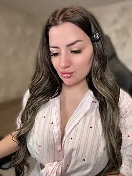 SophiePale online show from 04/13/26, 08:29