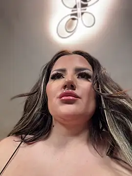 SophiePale online show from 04/21/26, 09:27