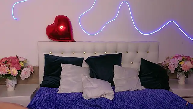 MaddiePerez online show from 05/12/26, 04:57
