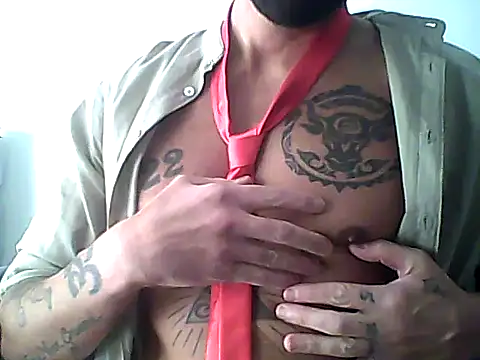 Alessandromagno8 online show from 05/18/26, 09:03