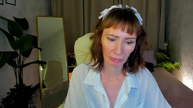Snapshot of gracekellyyy chatting on 07/06/26, 03:03 gracekellyyy online show from 07/06/26, 03:03