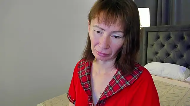 gracekellyyy online show from 05/26/26, 04:32
