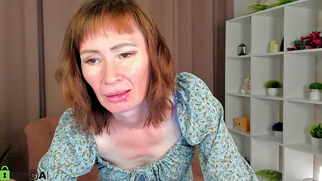 Snapshot of gracekellyyy chatting on 06/15/26, 04:23 gracekellyyy online show from 06/15/26, 04:23