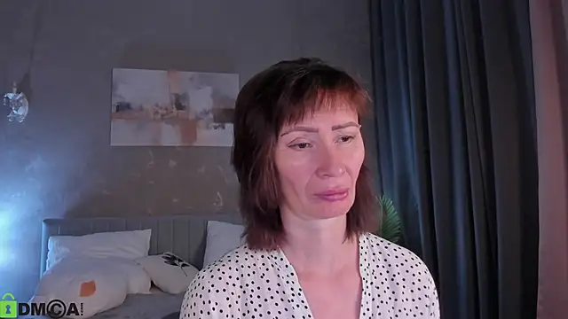 gracekellyyy online show from 05/14/26, 04:09
