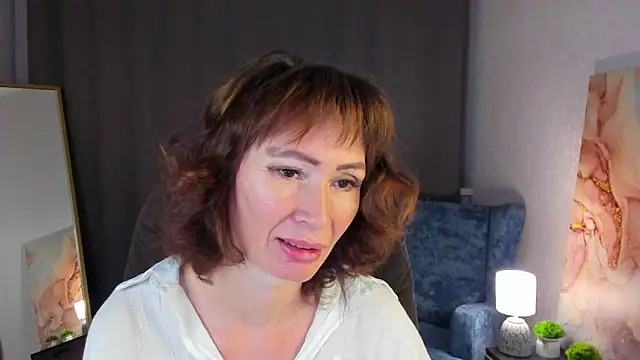 Snapshot of gracekellyyy chatting on 06/10/26, 04:03 gracekellyyy online show from 06/10/26, 04:03