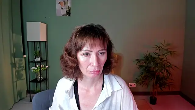 Snapshot of gracekellyyy chatting on 06/12/26, 04:21 gracekellyyy online show from 06/12/26, 04:21