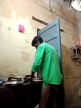 Hot-Parinda200 online show from 06/10/26, 05:25