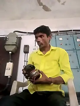 Hot-Parinda200 online show from 06/01/26, 11:21