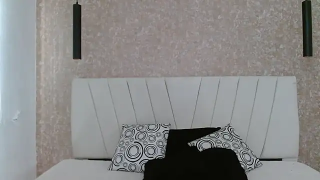 Snapshot of AliceSmity__ chatting on 05/29/26, 12:00 AliceSmity online show from 05/29/26, 12:00