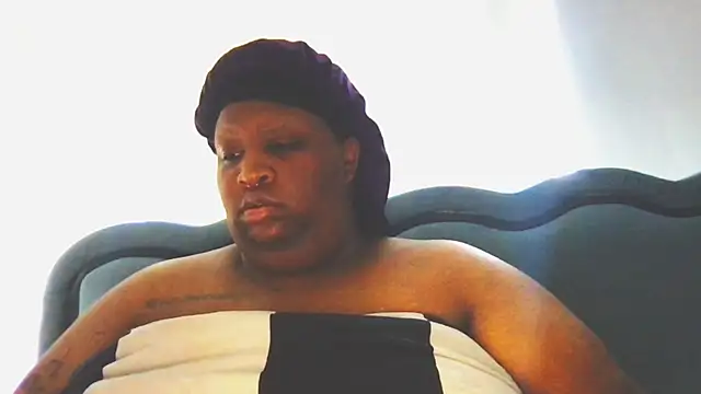 xxmoniquestarrxx online show from 05/08/26, 01:48
