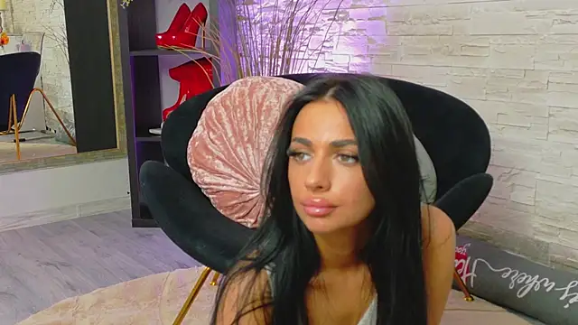 Snapshot of VanessaVosss chatting on 05/12/26, 04:57 VanessaVosss online show from 05/12/26, 04:57