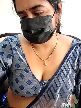 Snapshot of Maha_sweet chatting on 05/24/26, 10:15 Maha sweet online show from 05/24/26, 10:15