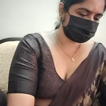 Snapshot of Maha_sweet chatting on 05/23/26, 11:31 Maha sweet online show from 05/23/26, 11:31