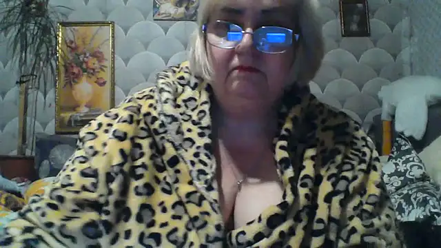 MarinaFarina53 online show from 06/15/26, 09:03