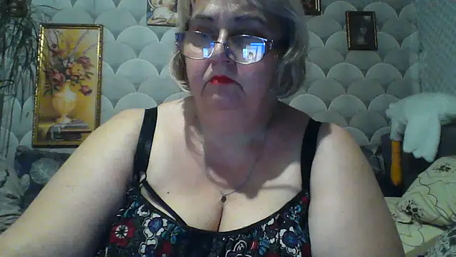 MarinaFarina53 online show from 06/11/26, 06:38