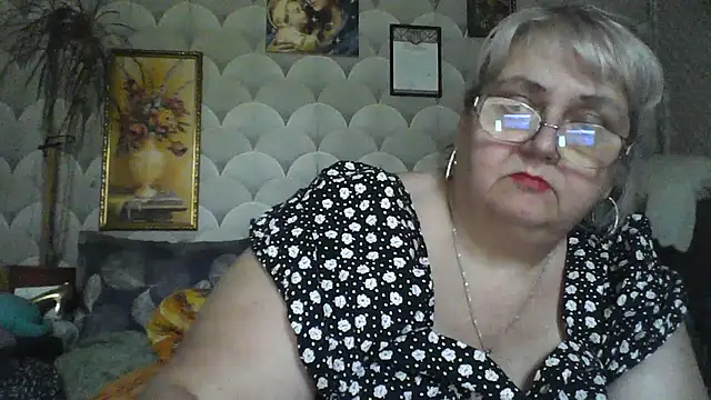 MarinaFarina53 online show from 07/06/26, 03:14